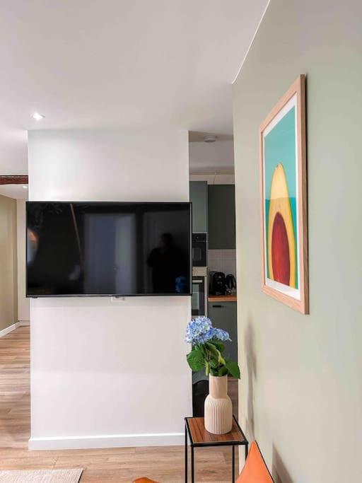 Appartement La Vie Est Belle A Montreuil Wi-Fi & Metro 9 Parking Gratuit Extérieur photo
