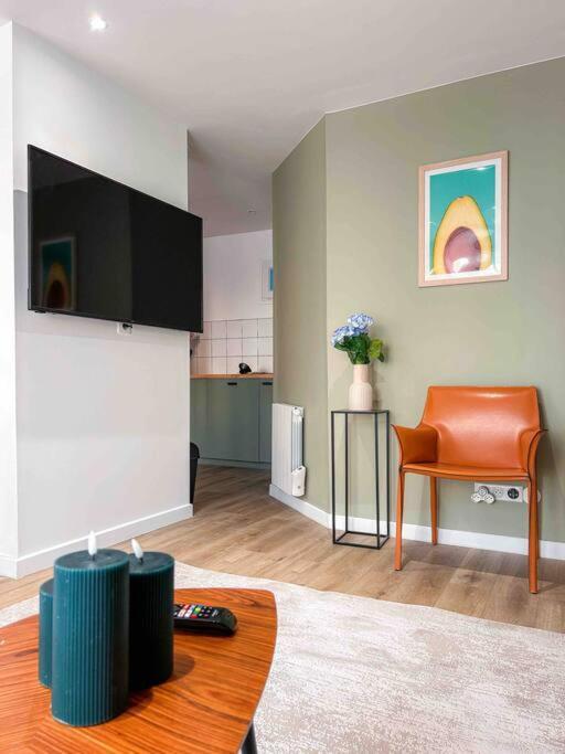 Appartement La Vie Est Belle A Montreuil Wi-Fi & Metro 9 Parking Gratuit Extérieur photo